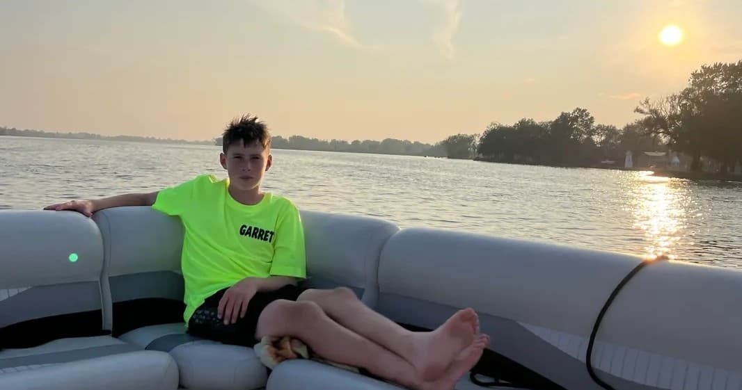 Pontoon Boat Rentals on the Portage River by Gladhaven