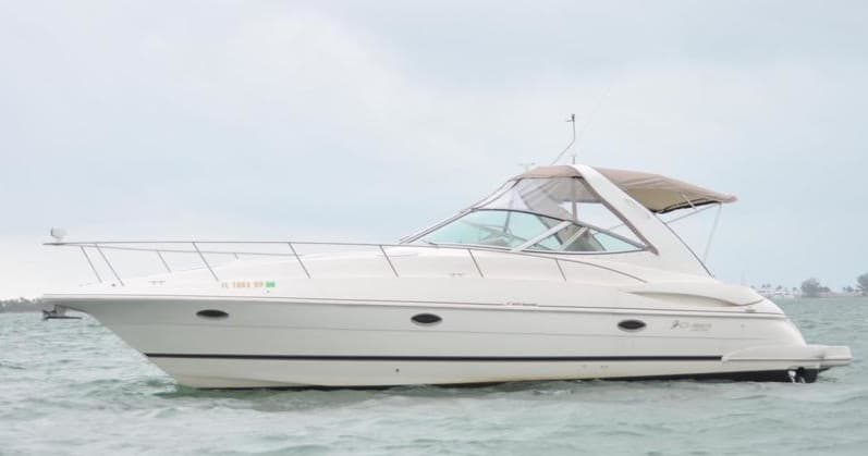 Luxury Yacht Cruises with AR Boat Rentals in Miami