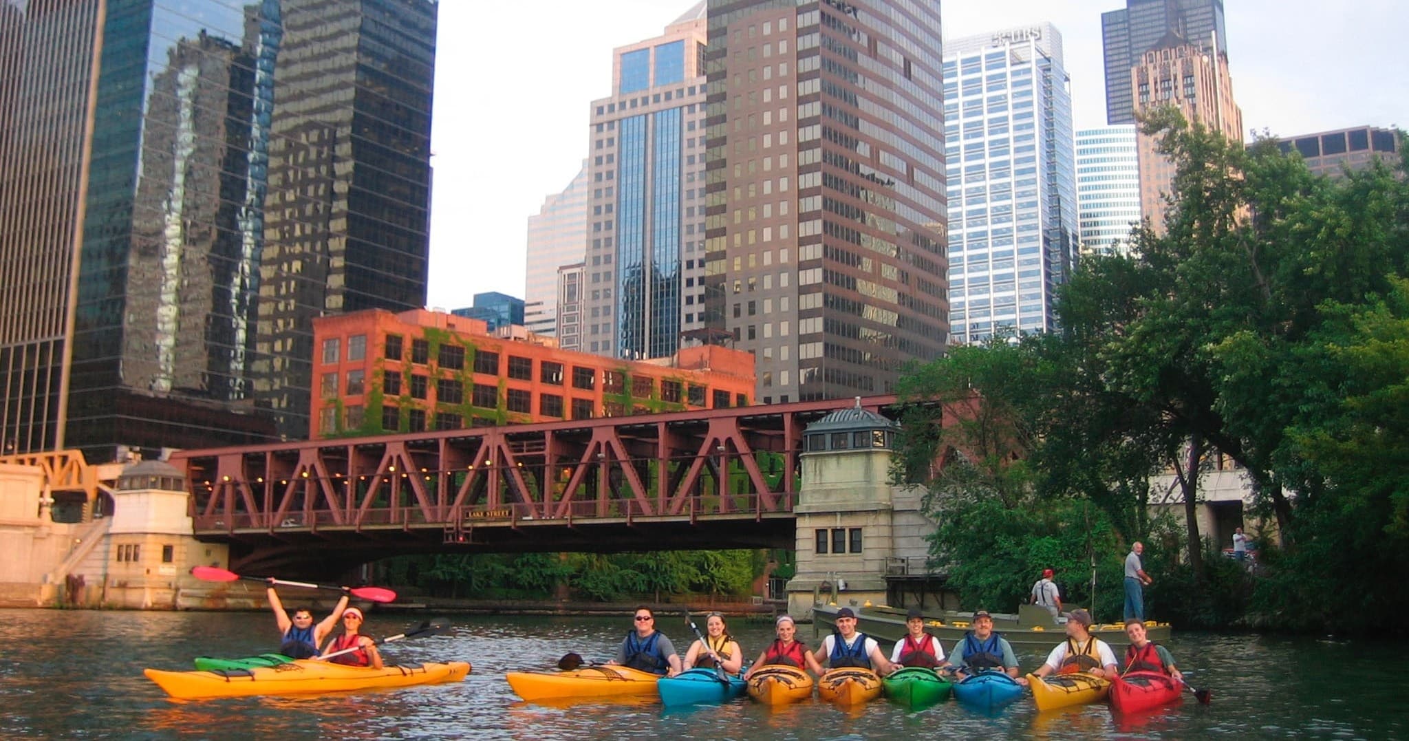 Paddle the Chicago River: 1-Hour Kayak Rentals from 1220 W Le Moyne St
