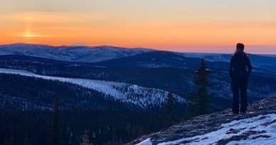 Wickersham Dome Hike with Tundra Trekkers in Fairbanks