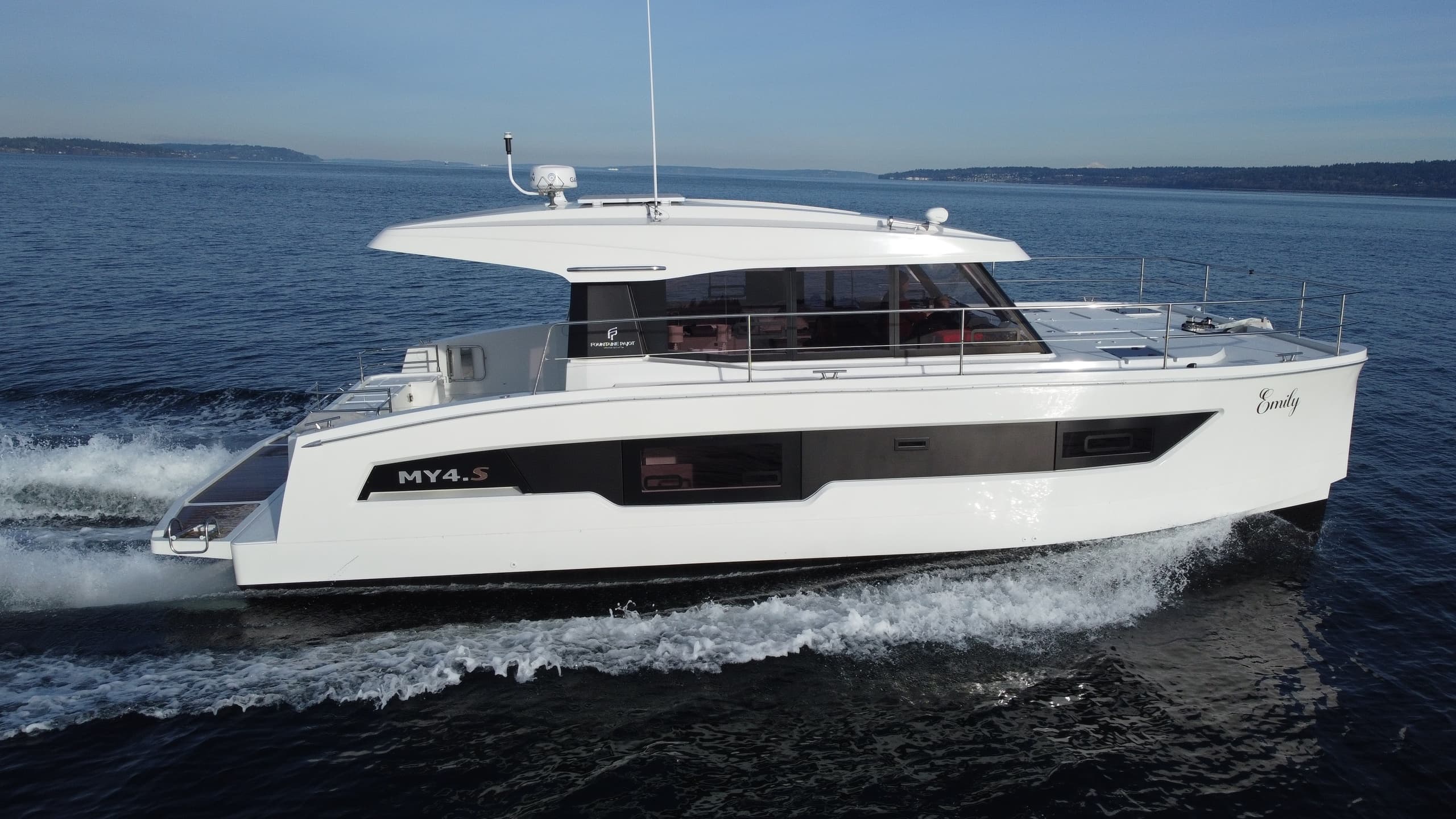 Master Twin Screw Power Catamaran Handling in Seattle: A Hands-On 2-Day Course
