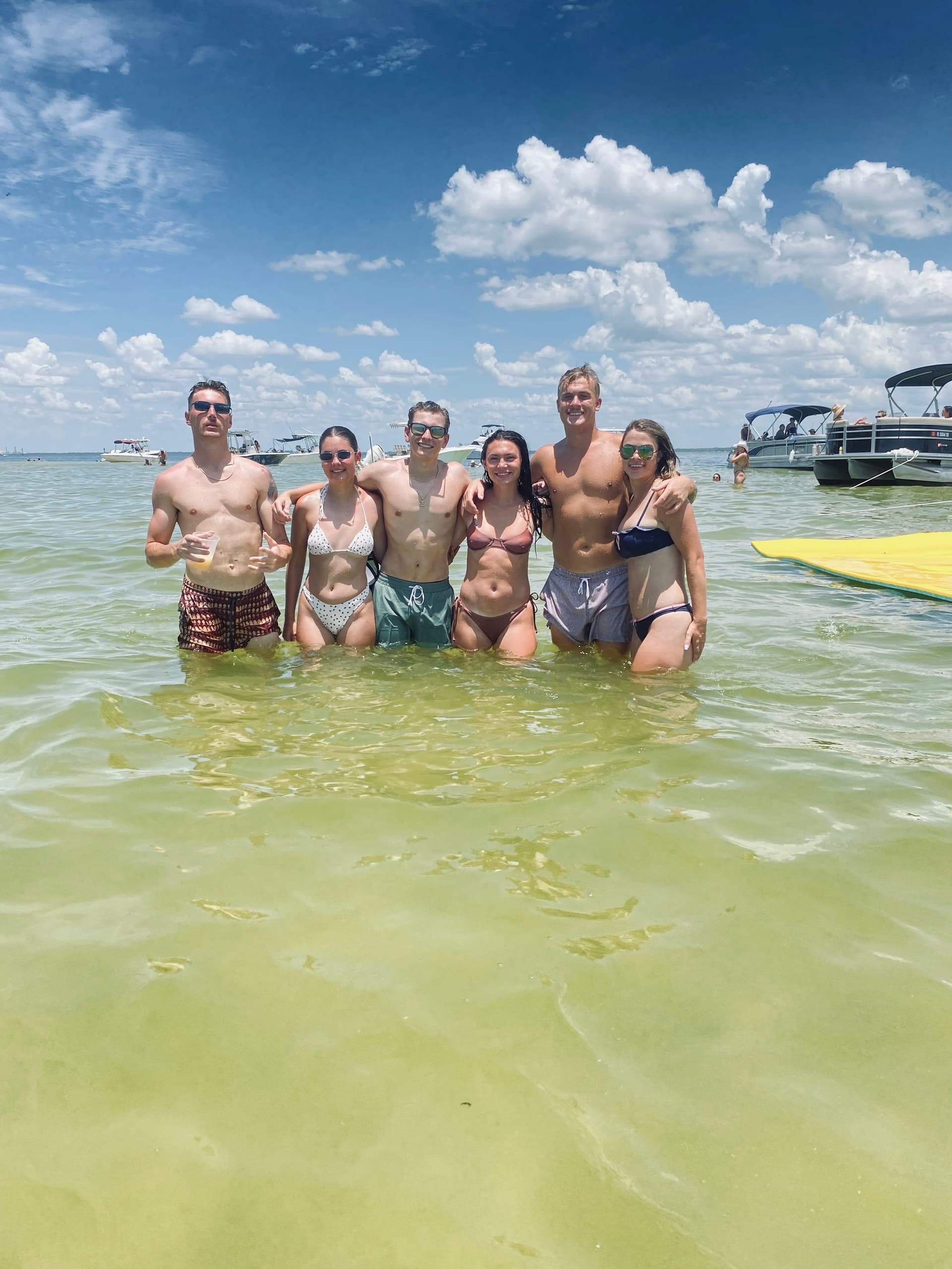 Private Sandbar Day from St. Petersburg — Dolphins, Shell Key & Seagrass Flats