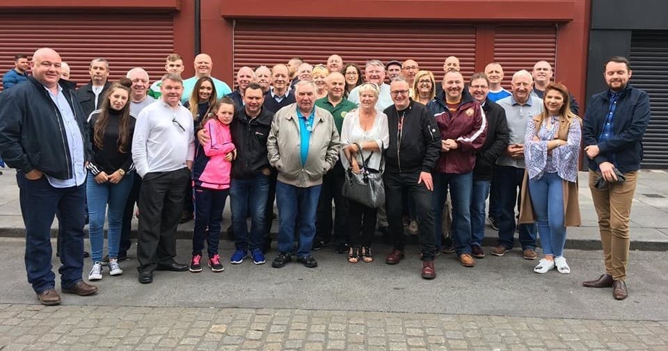 Large group posing after Dublin historical walking tour