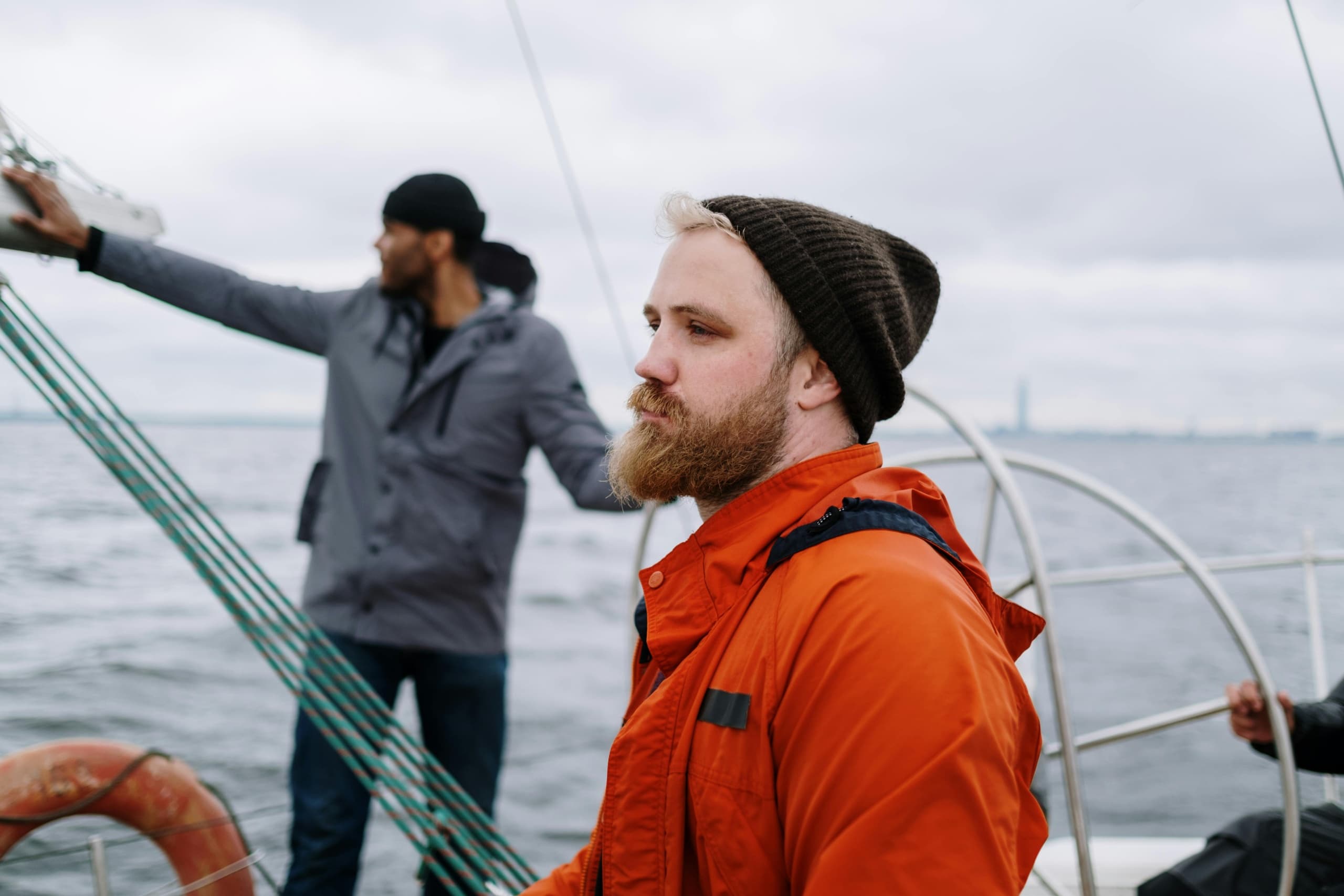 Sail-Smarts from Madrid: Curso Capitán de Yate Online for Flexible Exam Prep
