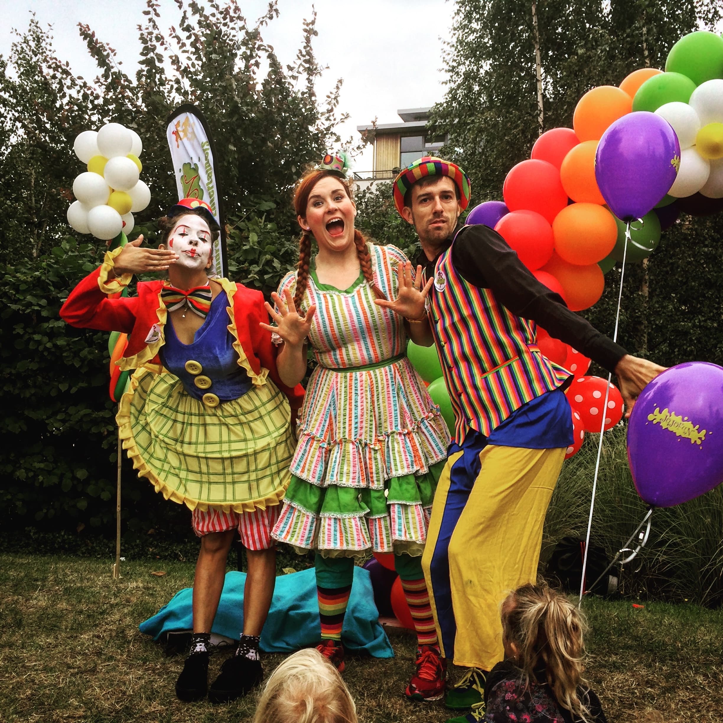 Bring the Fun with JoJoFun: Toronto Balloons, Bubbles & Character Entertainers