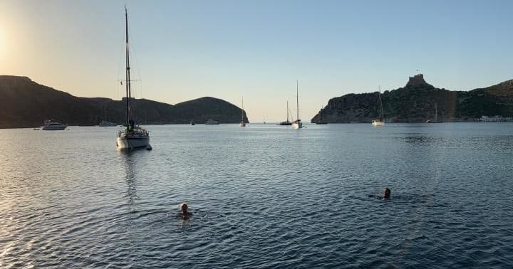 Sunset Sailing From Palma: Luxury 4-Hour Open Tour Along Mallorca's Coast
