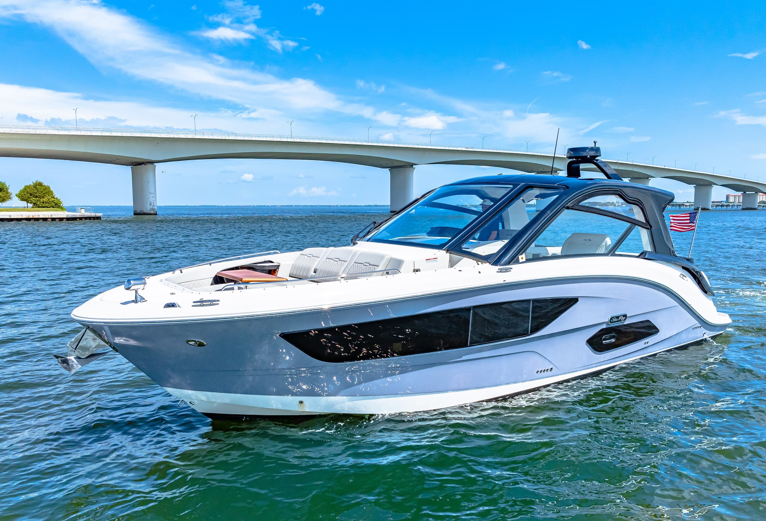 Water Activities & Kokomo Yachts' Full Day Charter Experience