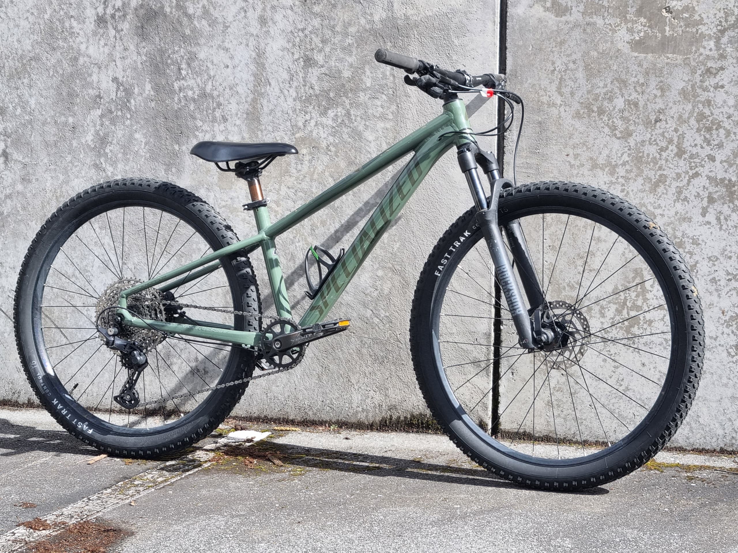 queenstown-mountain-bike-hire-rent-specialized-trek-mtbs-for-trails-and-town-rides