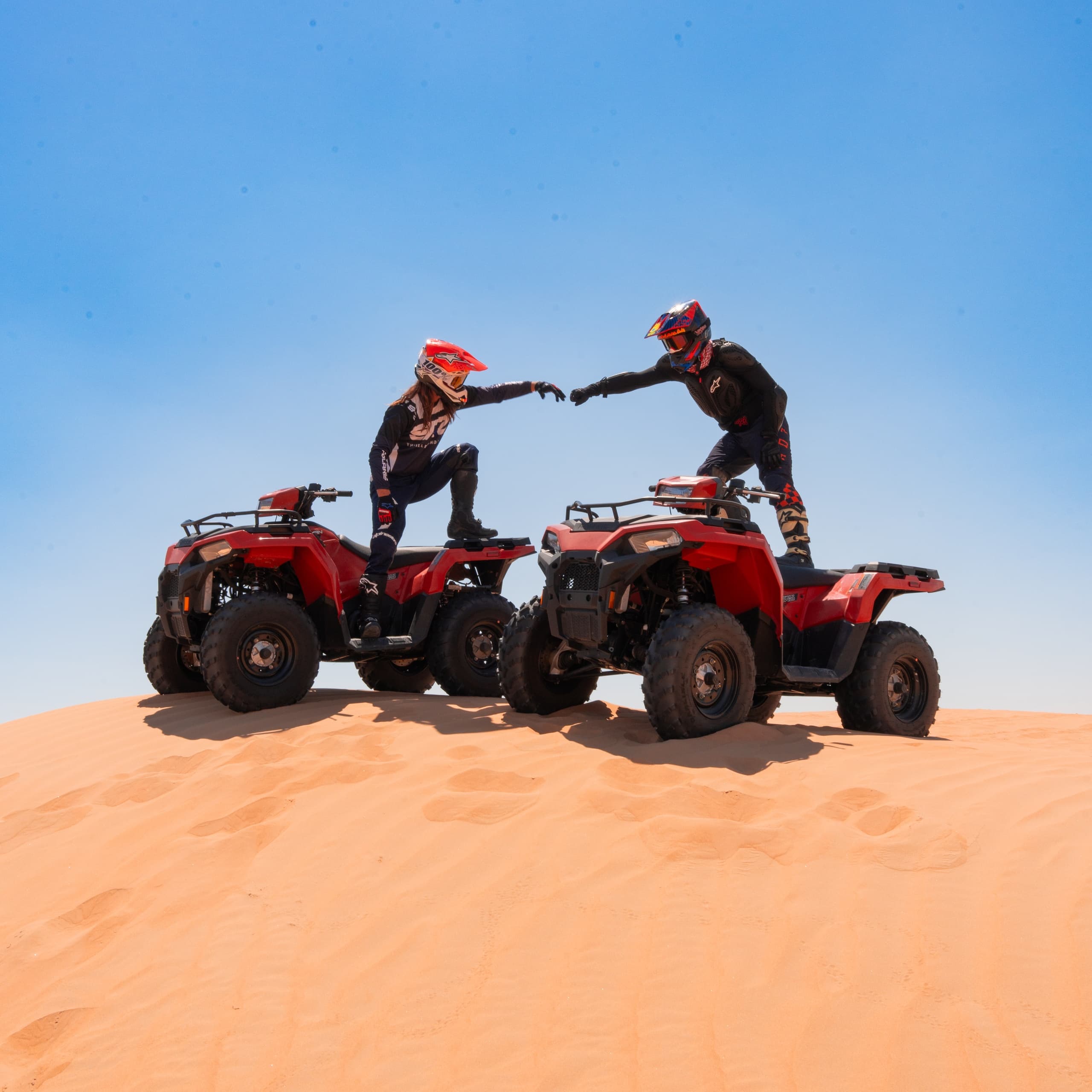 Off-Road Driving Adventure with Dubai’s Desert Experts