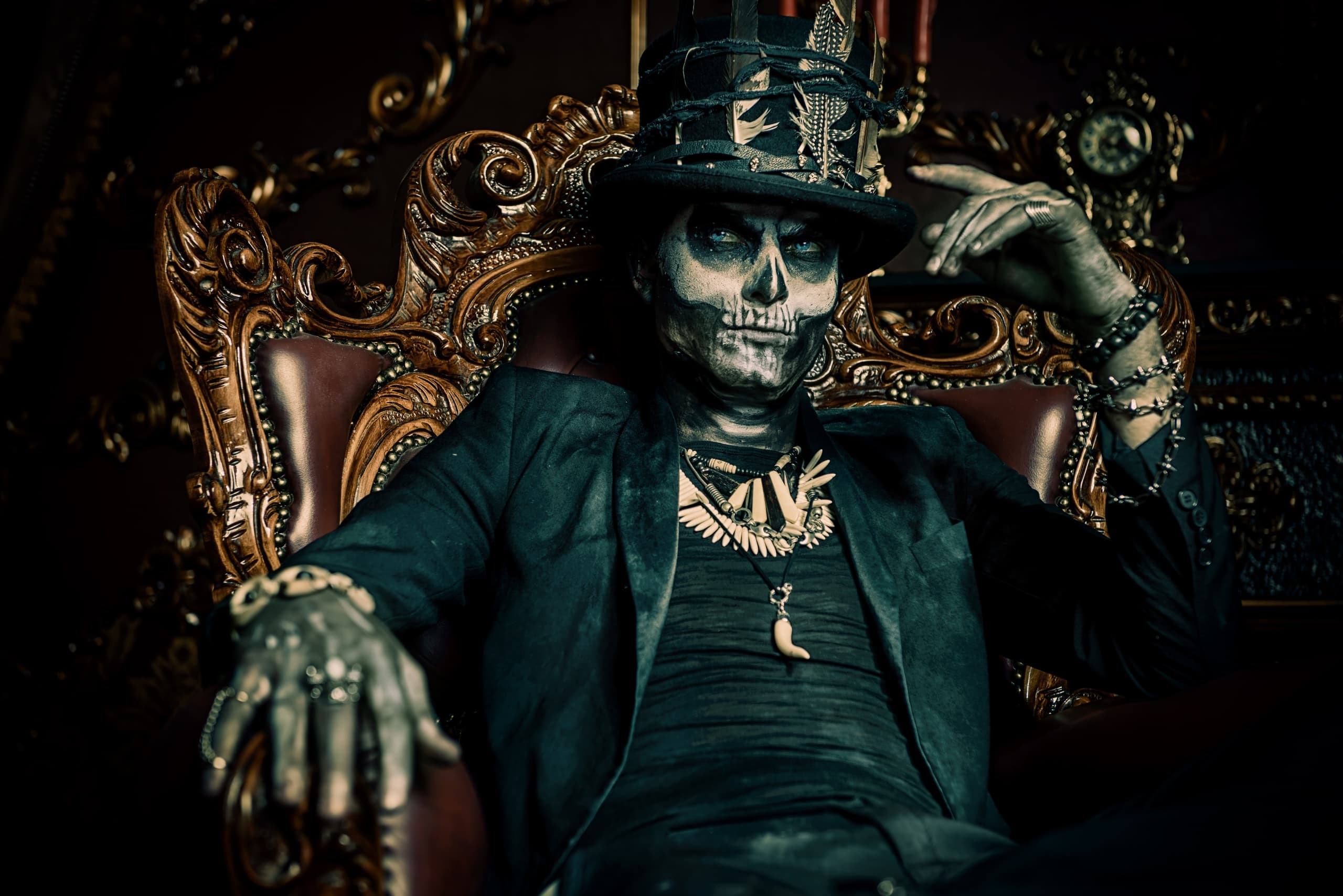 Explore Savannah’s Dark History on the 13 Ghosts, Voodoo, Murder & Mystery Tour