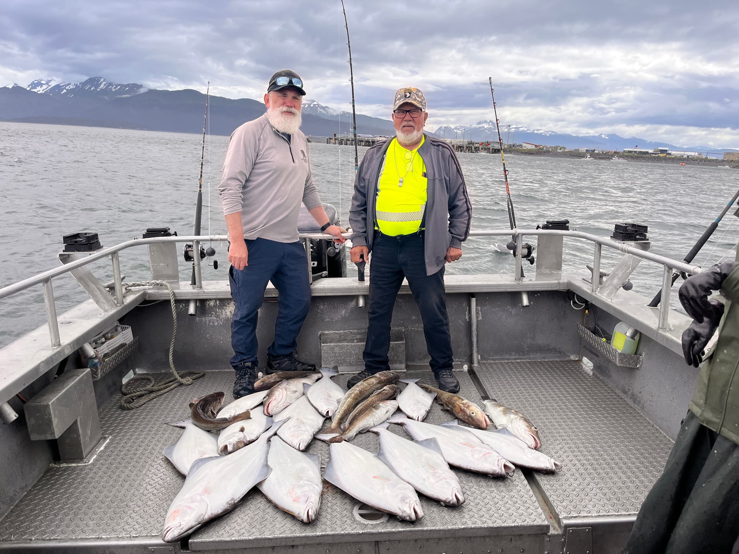 Half Day Halibut Fishing in Homer: Family-Friendly Kachemak Bay Charters photo 3