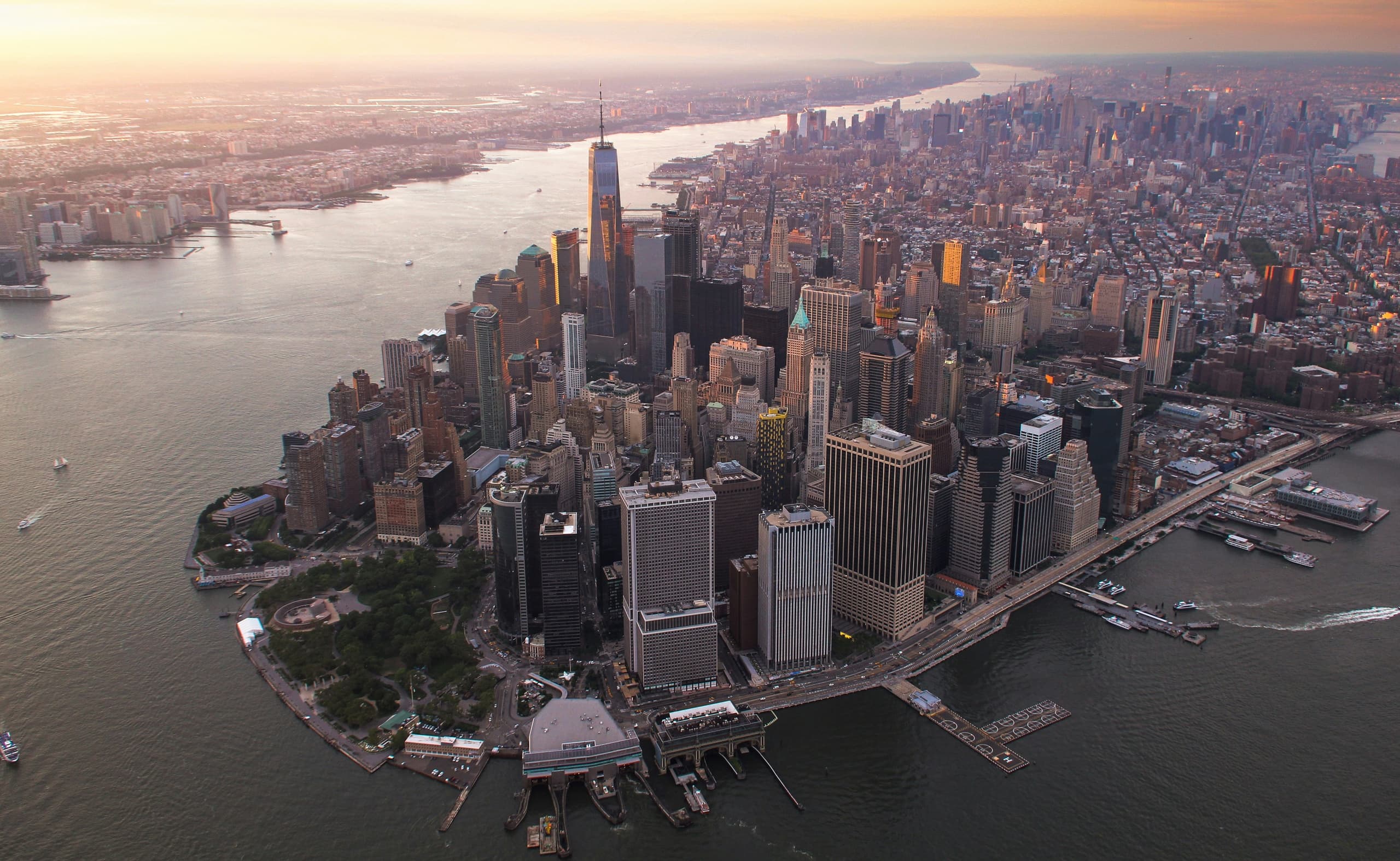 Urban Walking Tour of Downtown Manhattan