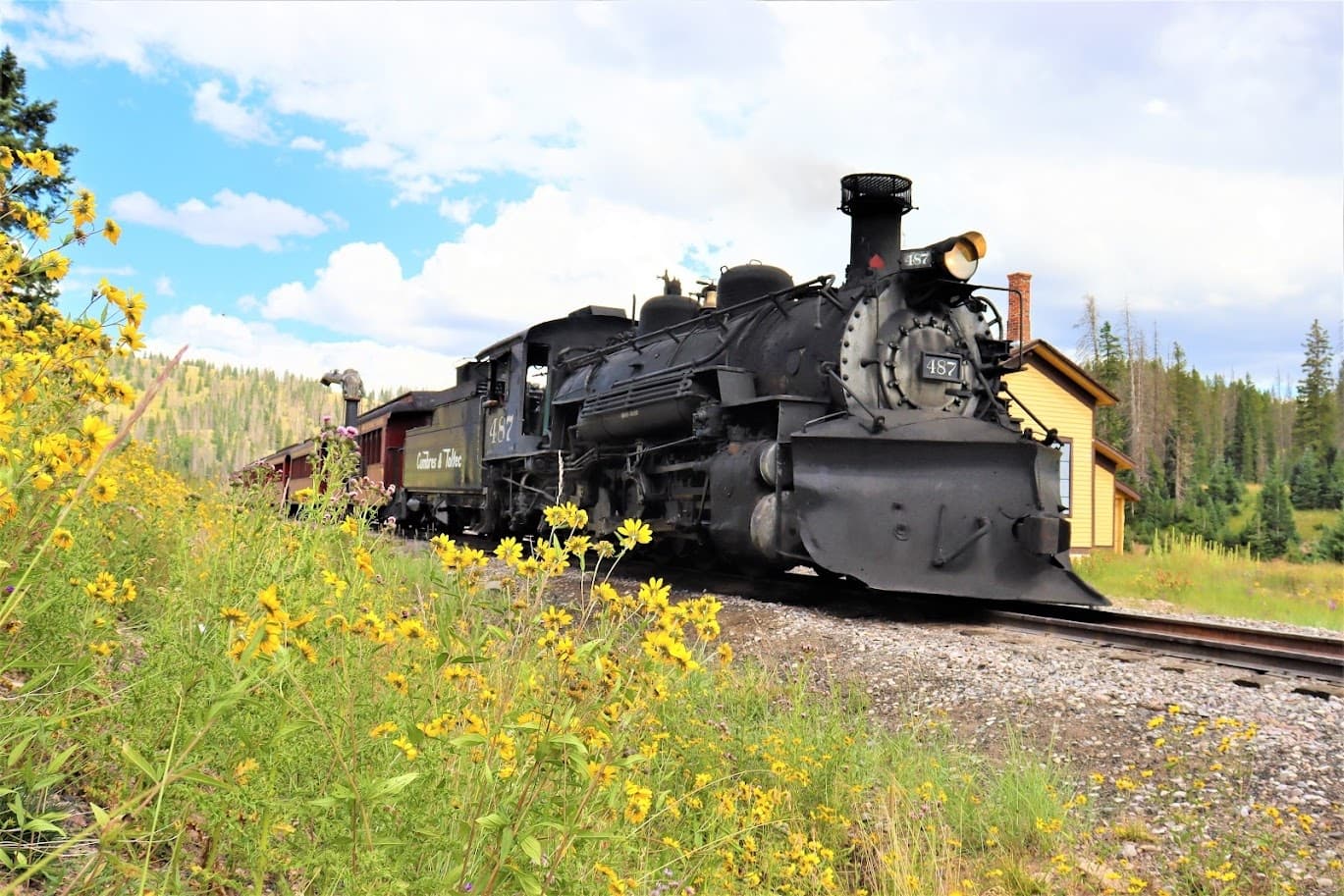 Continental Divide Hike & Scenic Train Journey in Antonito