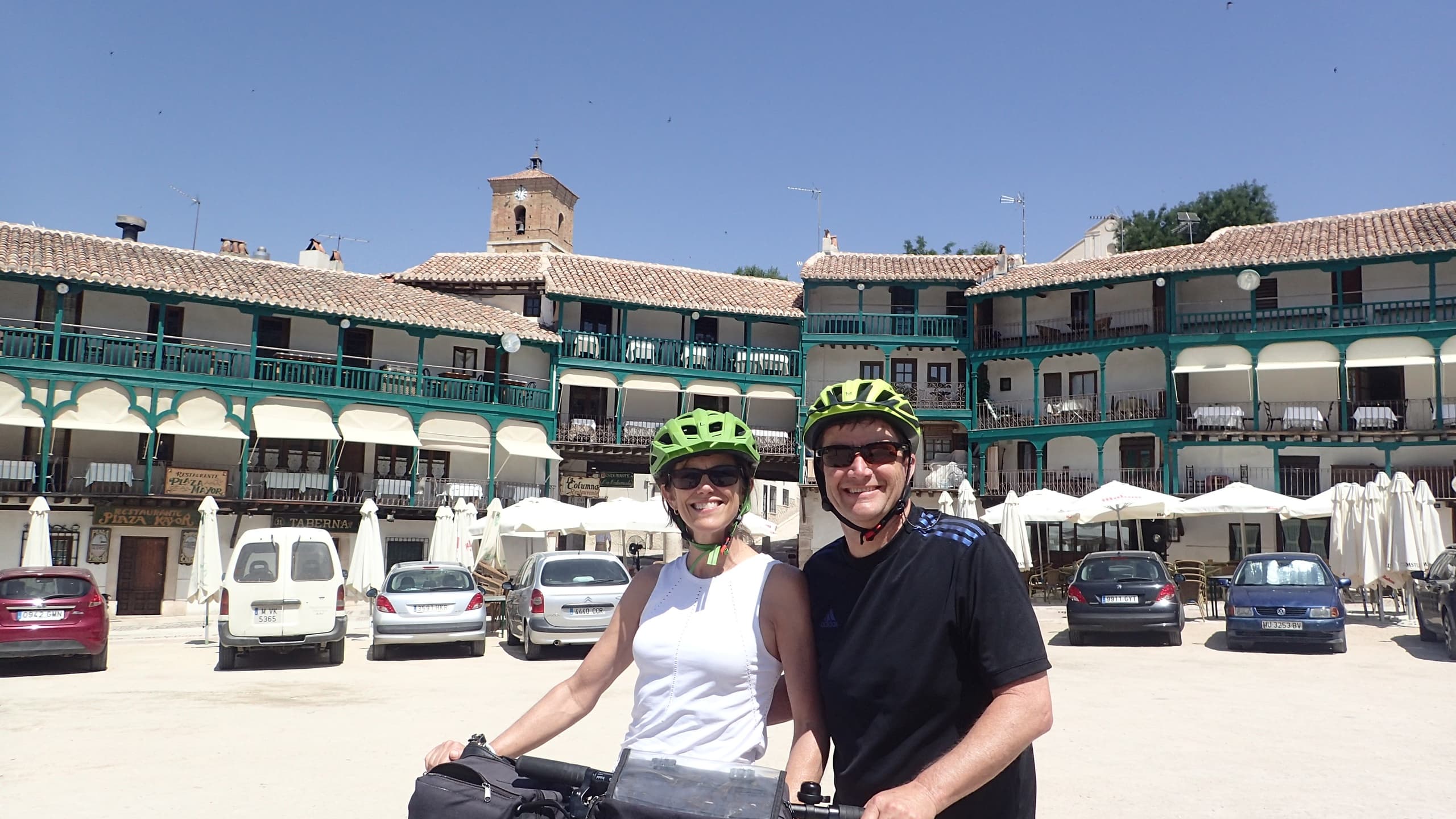 Medieval Chinchón - Aranjuez Royal Palace on E-Bike