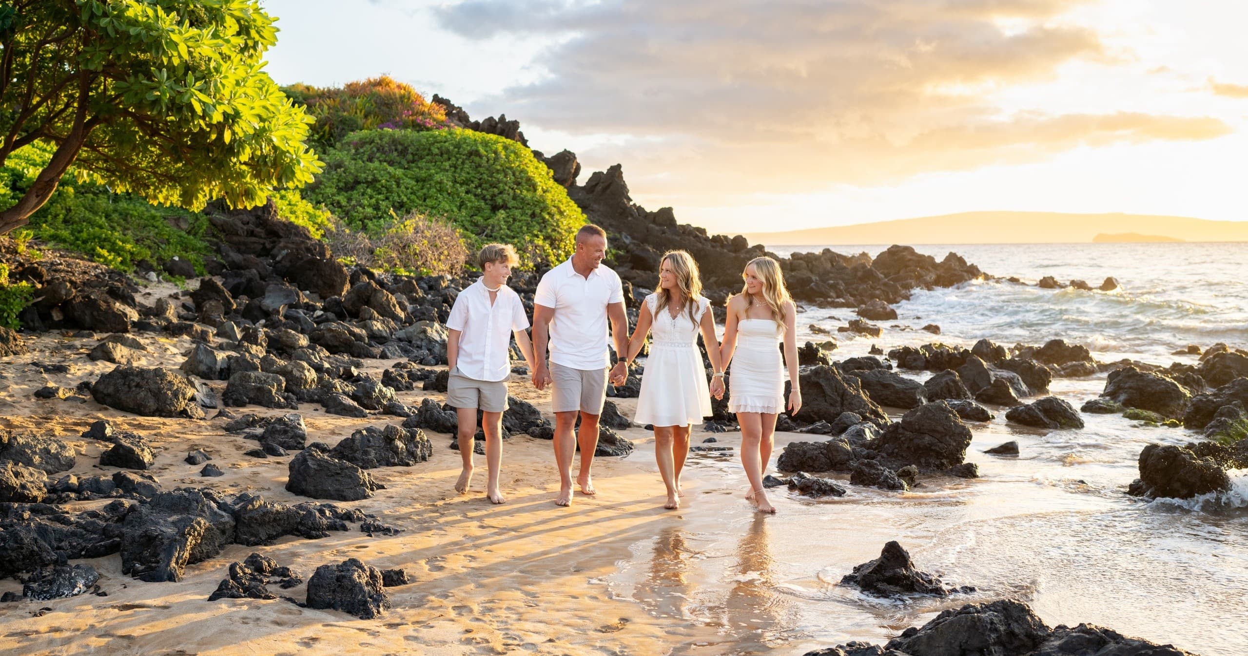 Outer Island Photography with Lokahi Photography in Maui