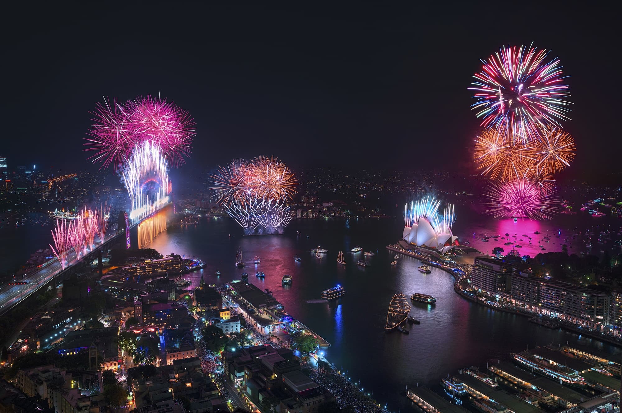 Discover Sydney Harbour: Iconic Sightseeing Cruise from Circular Quay