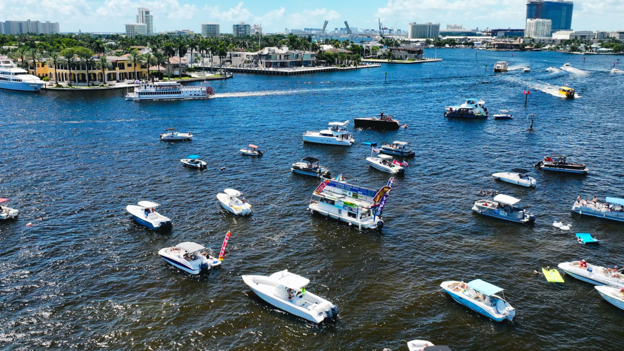 Luxury Sandbar Boat Tour in Fort Lauderdale, Florida