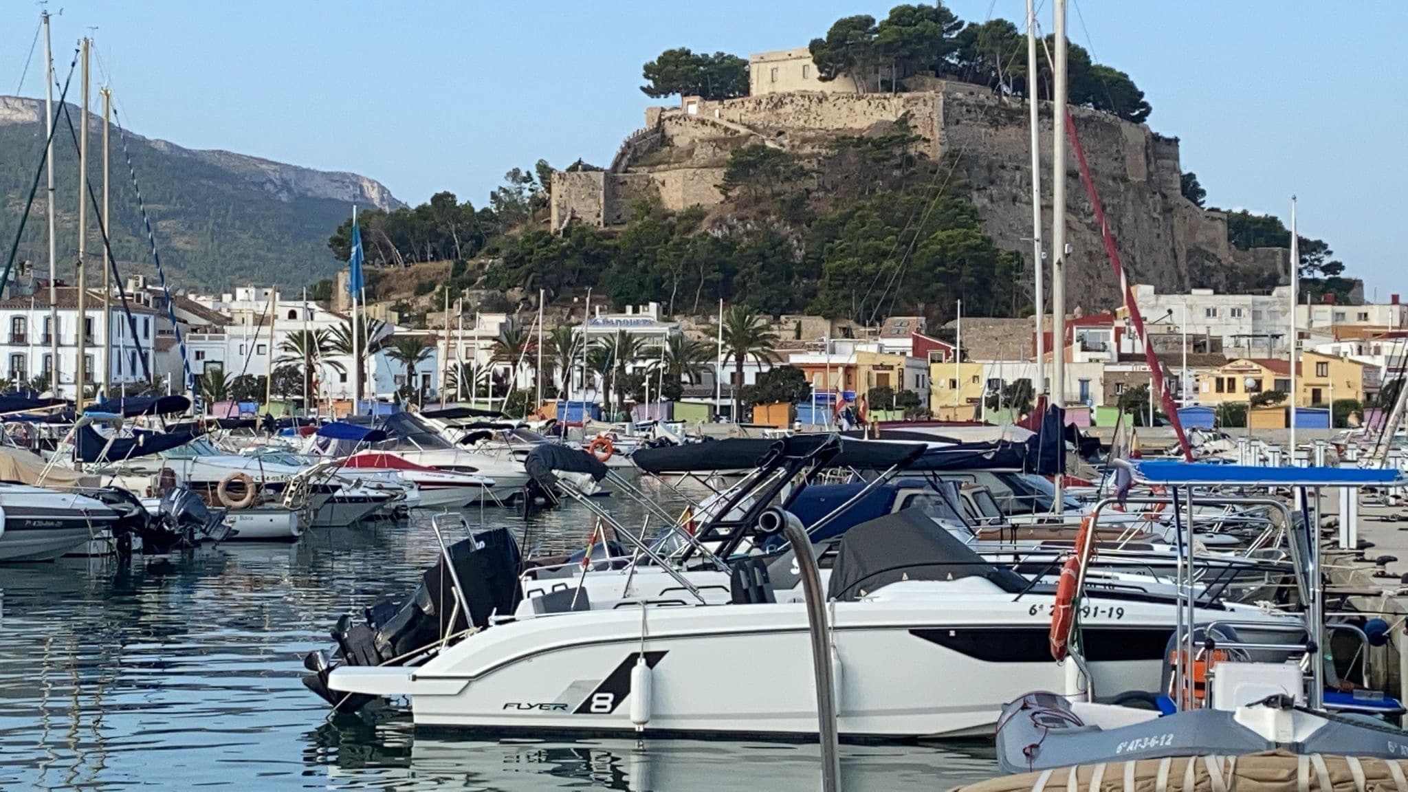 Boat Charters & Courses at Greenwich Nautica: Sailing Skills for Beginners