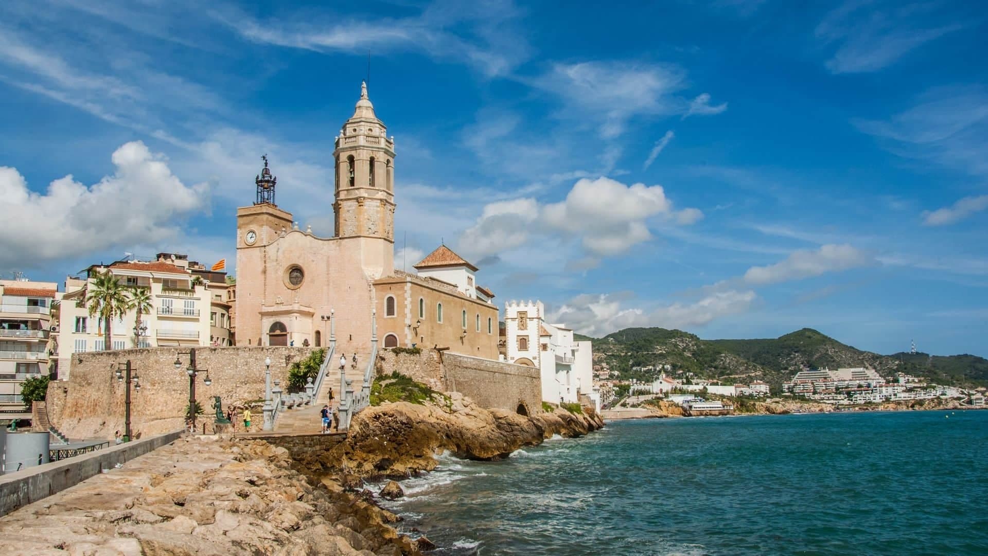 Land Adventures in Catalonia: Besalú, Rupit & Travertet with Movvip