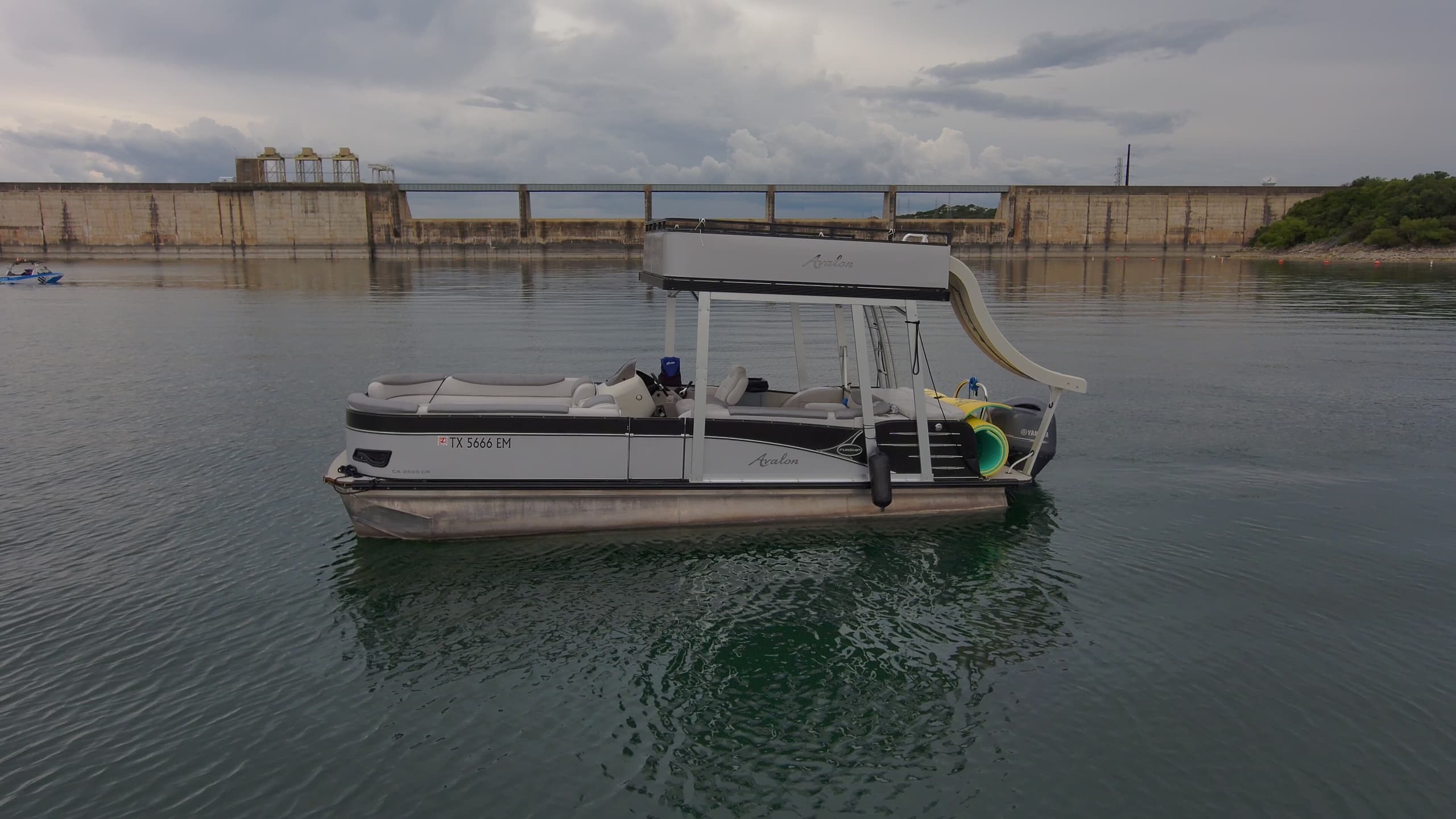 Explore Lake Travis on the Avalon Funship Pontoon in Austin