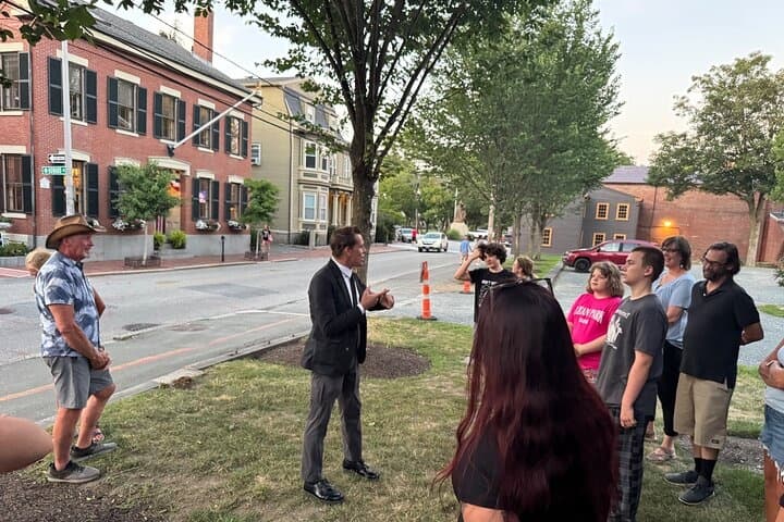 Salem Military History Walking Tour: Stars & Strips Forever
