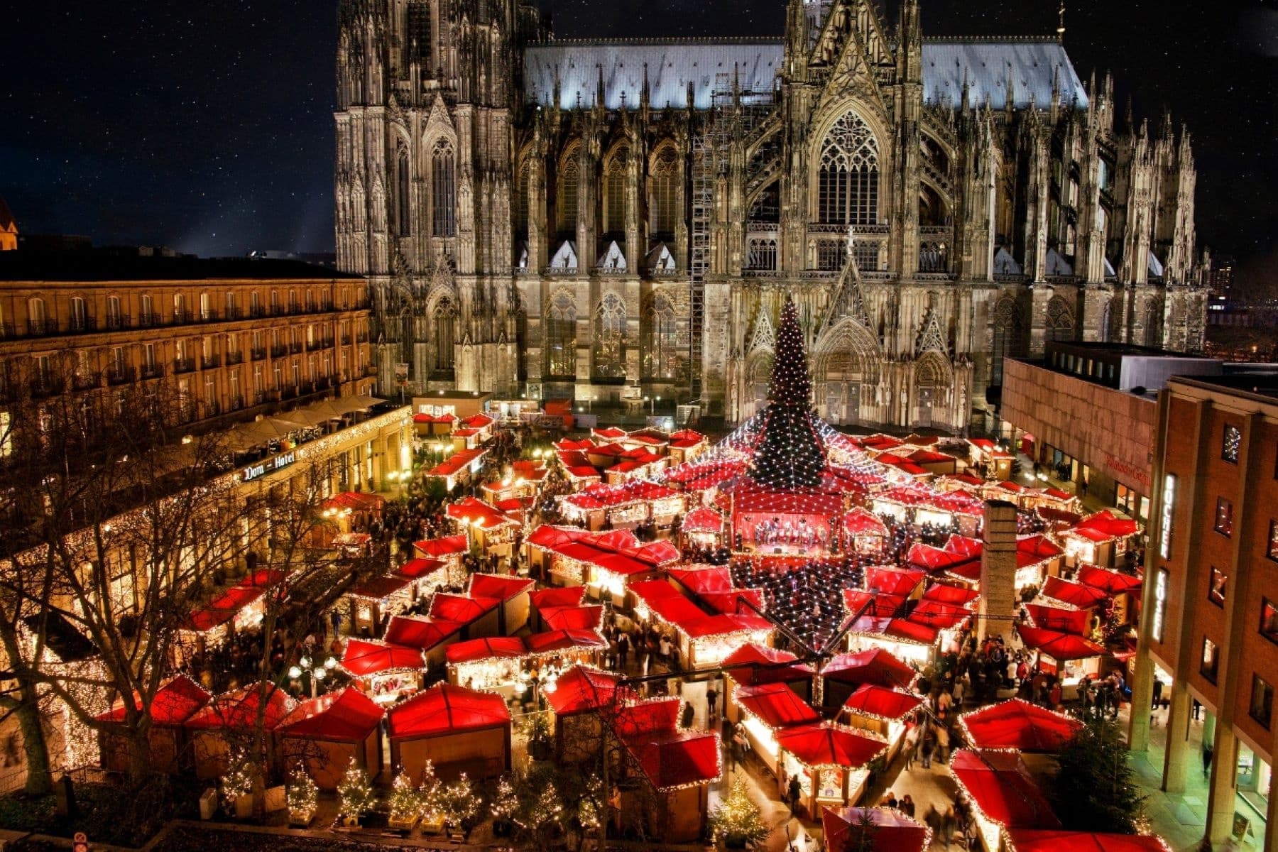 Colonia Aktiv’s Christmas Bike Tour Through Köln
