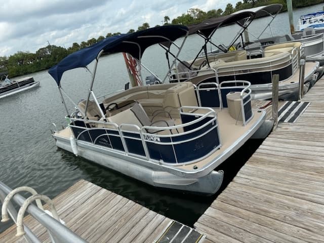 Water Activities with Sand Dollar Boat Rentals in New Smyrna Beach