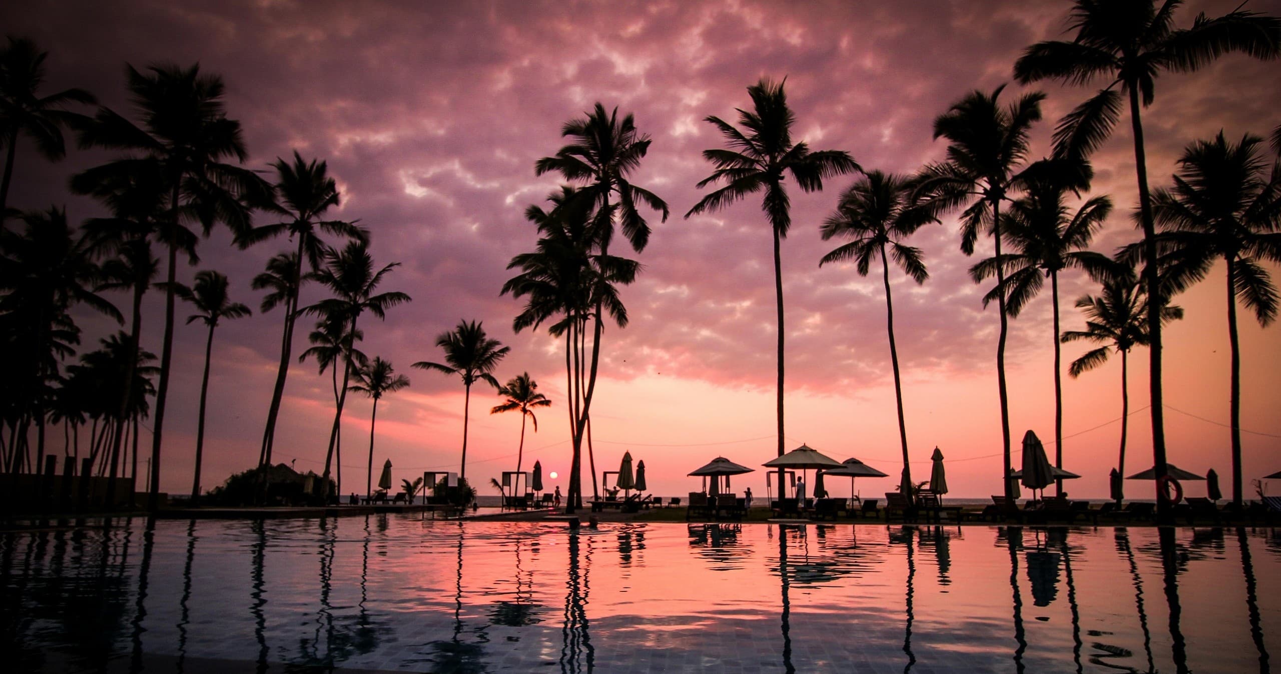 Ocean-Edge Luau at Ko Olina: Kaula Luau Dinner, Hula & Fire Knife Show