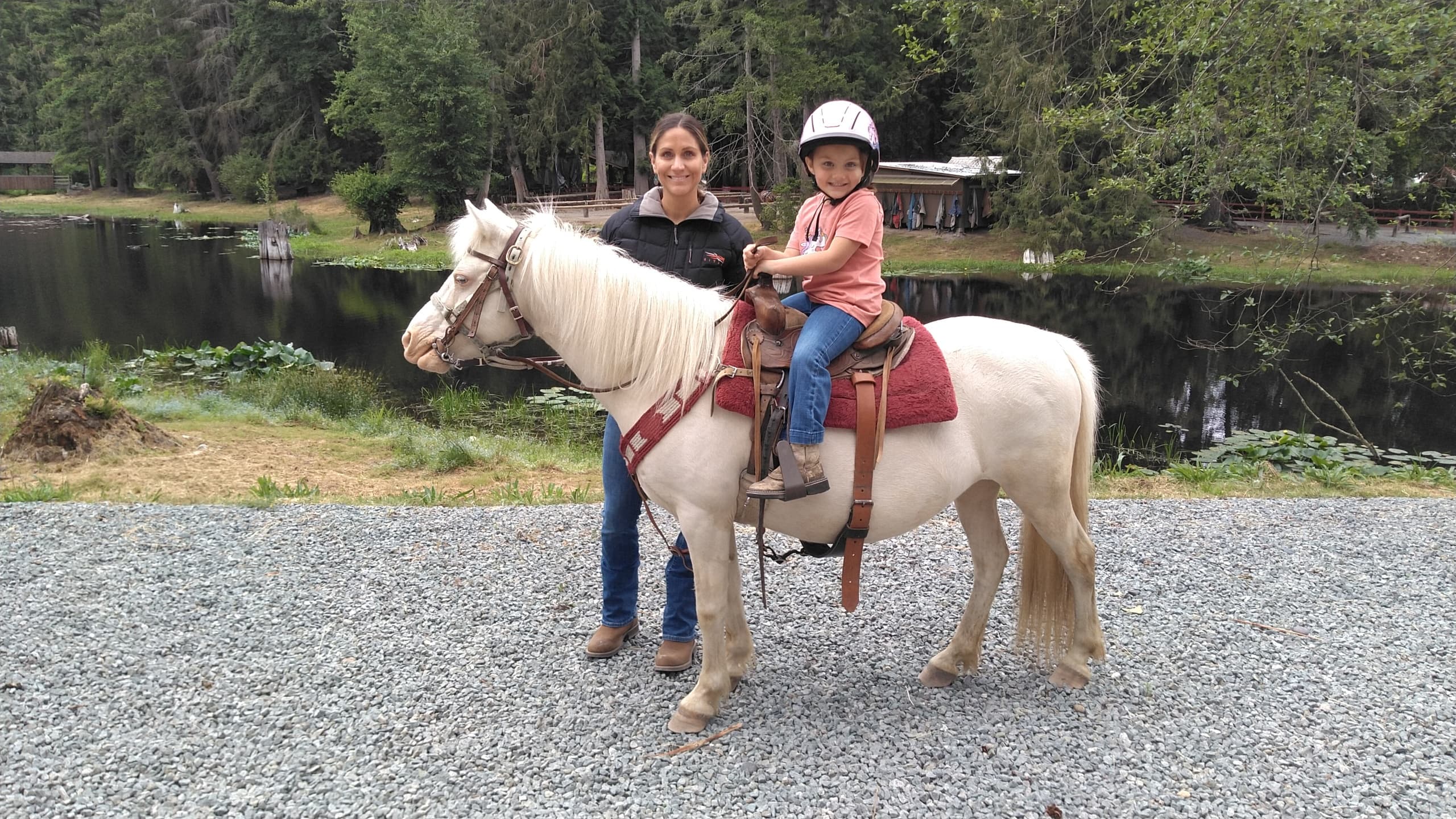 Family-Friendly 30 Min Trail Rides at Lang's Horse and Pony Farm