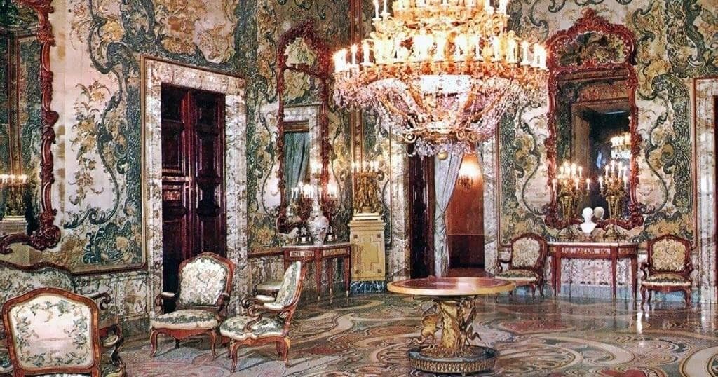 Royal Palace Tour in Madrid with Babylon Tours Madrid photo 1