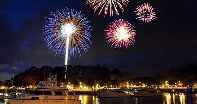 Experience Hilton Head Island's Spectacular Shelter Cove Fireworks Cruise