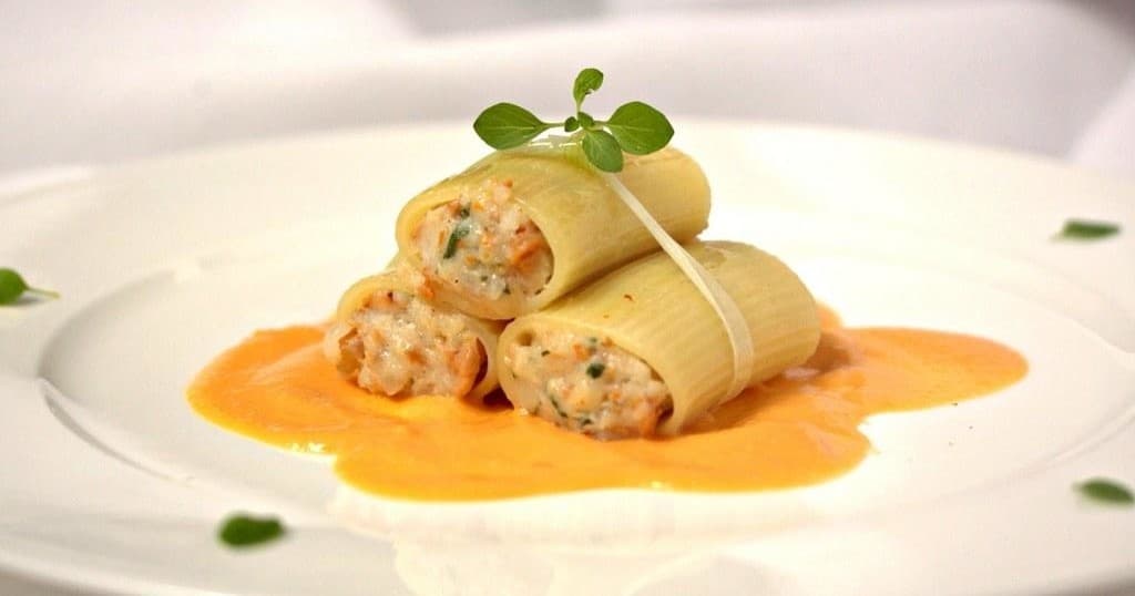 Culinary Land Adventures: Italian Sunday Market & Cooking Experience