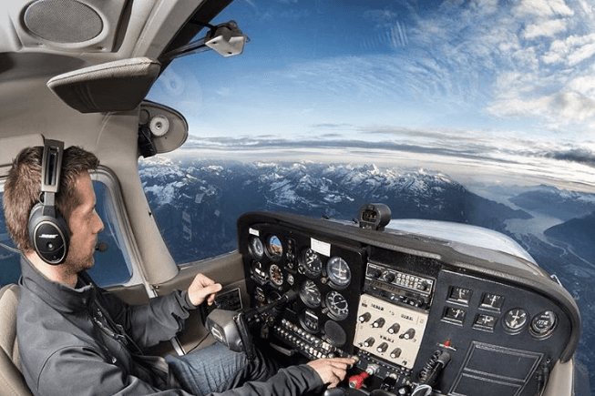 Introduction to Flight Experience at Sea to Sky Air in Brackendale