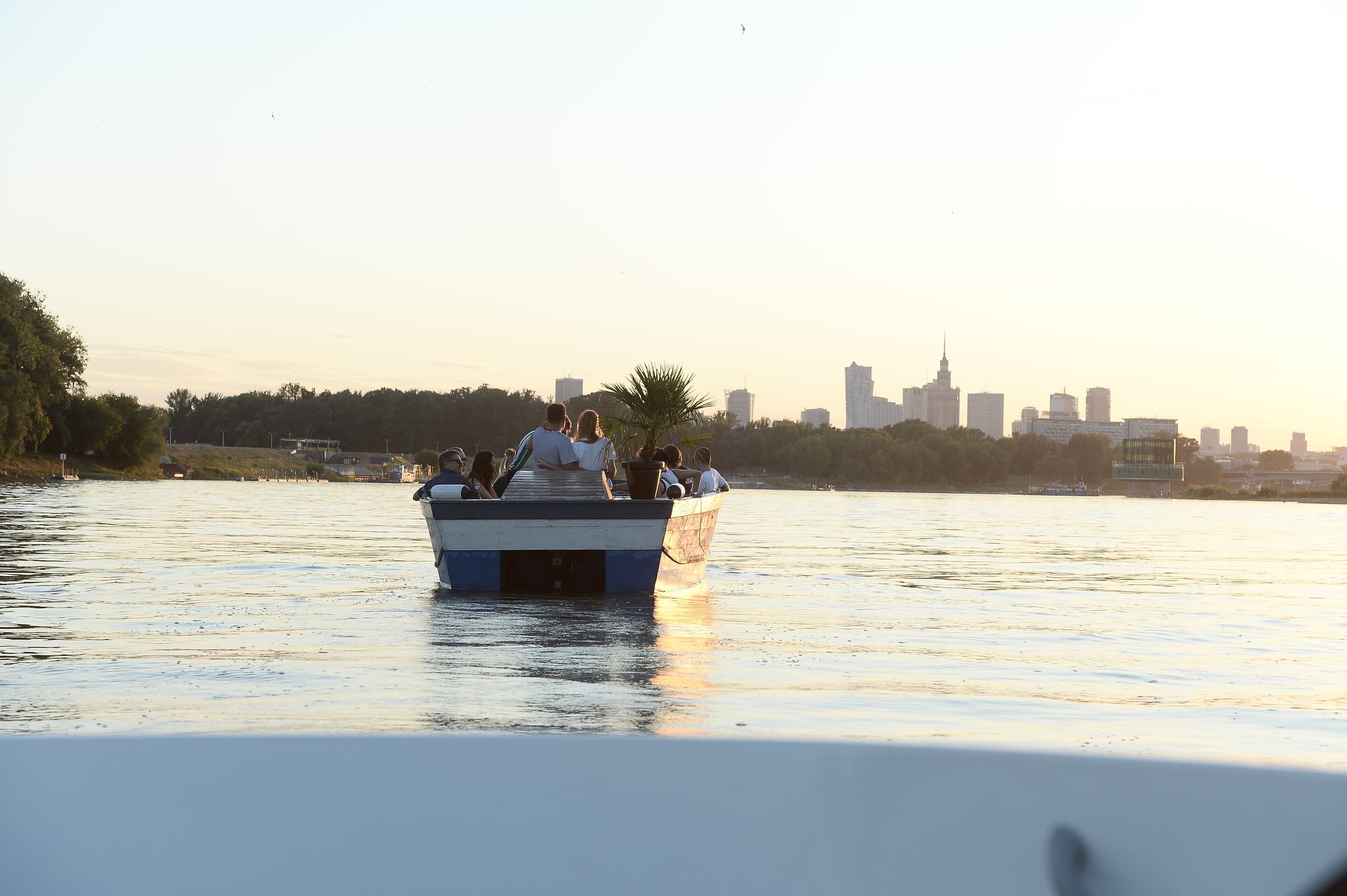 Vistula Views: 30-Minute Wooden Boat Cruise Through Warsaw photo 4
