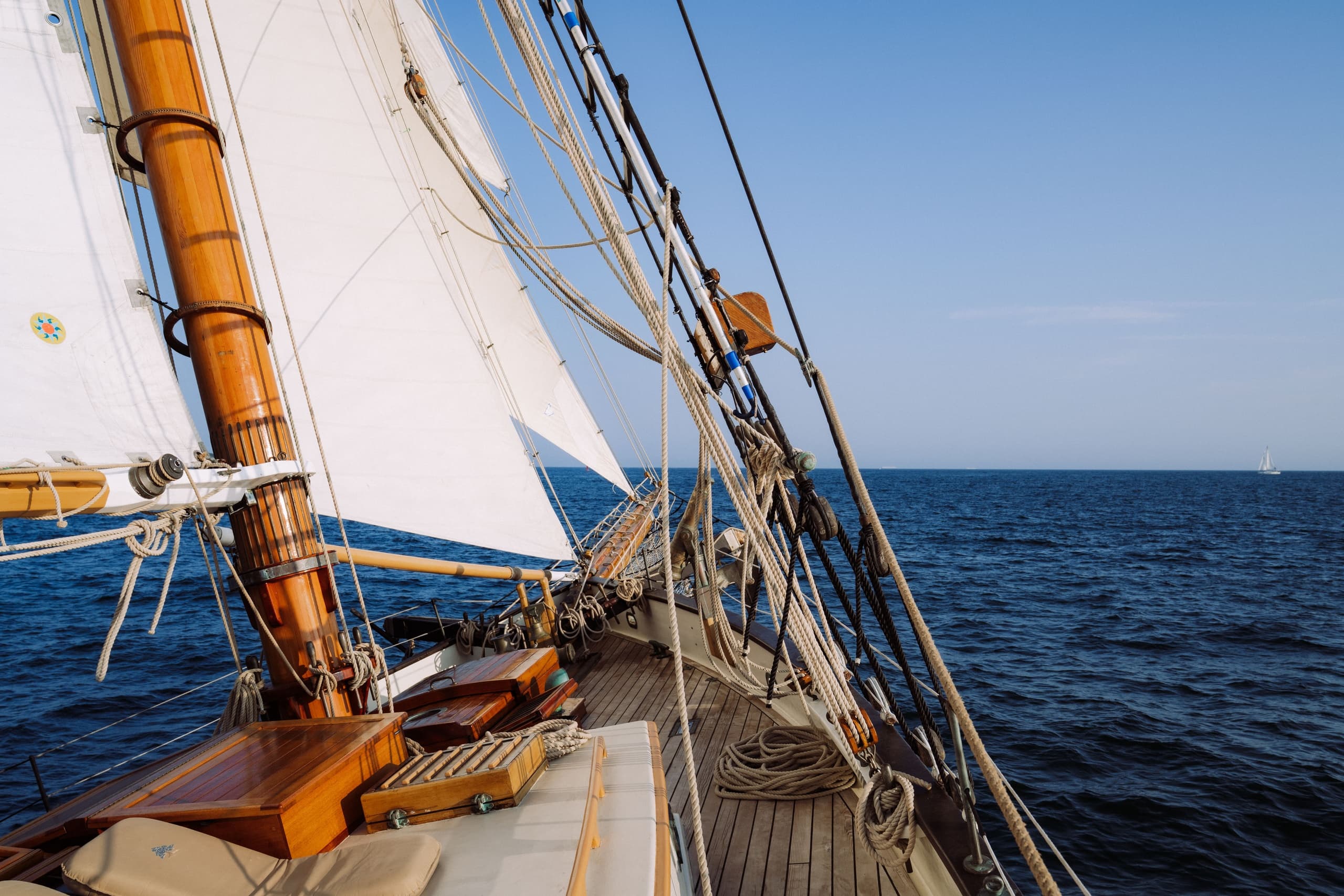 Private 4-Hour Sailing Charter in Narragansett Bay from Newport