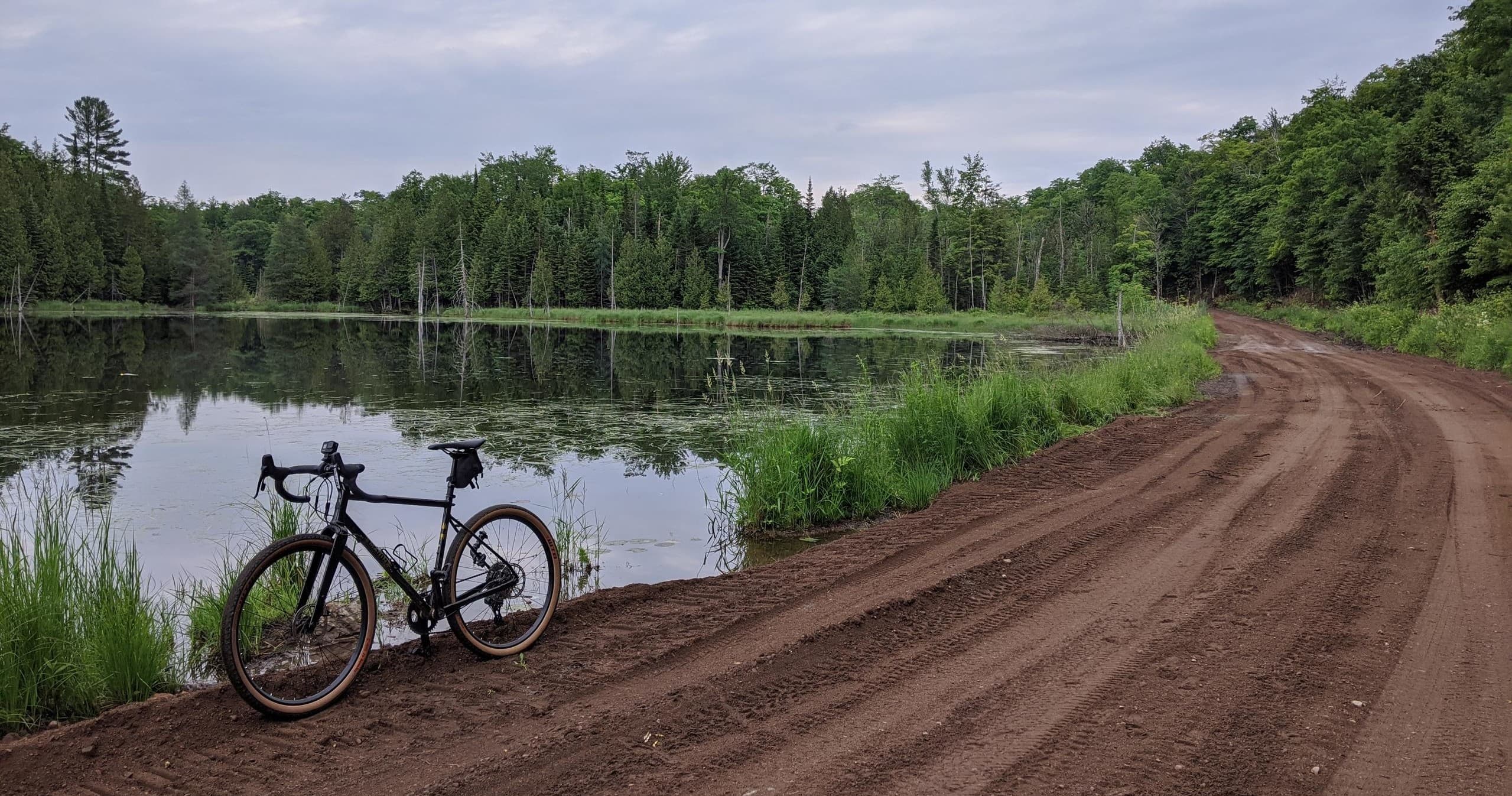 Land Adventures with Bruno Vélo in Gravel Area