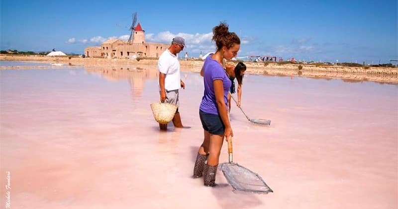 Water Activities at Salinai Per Caso in Italy