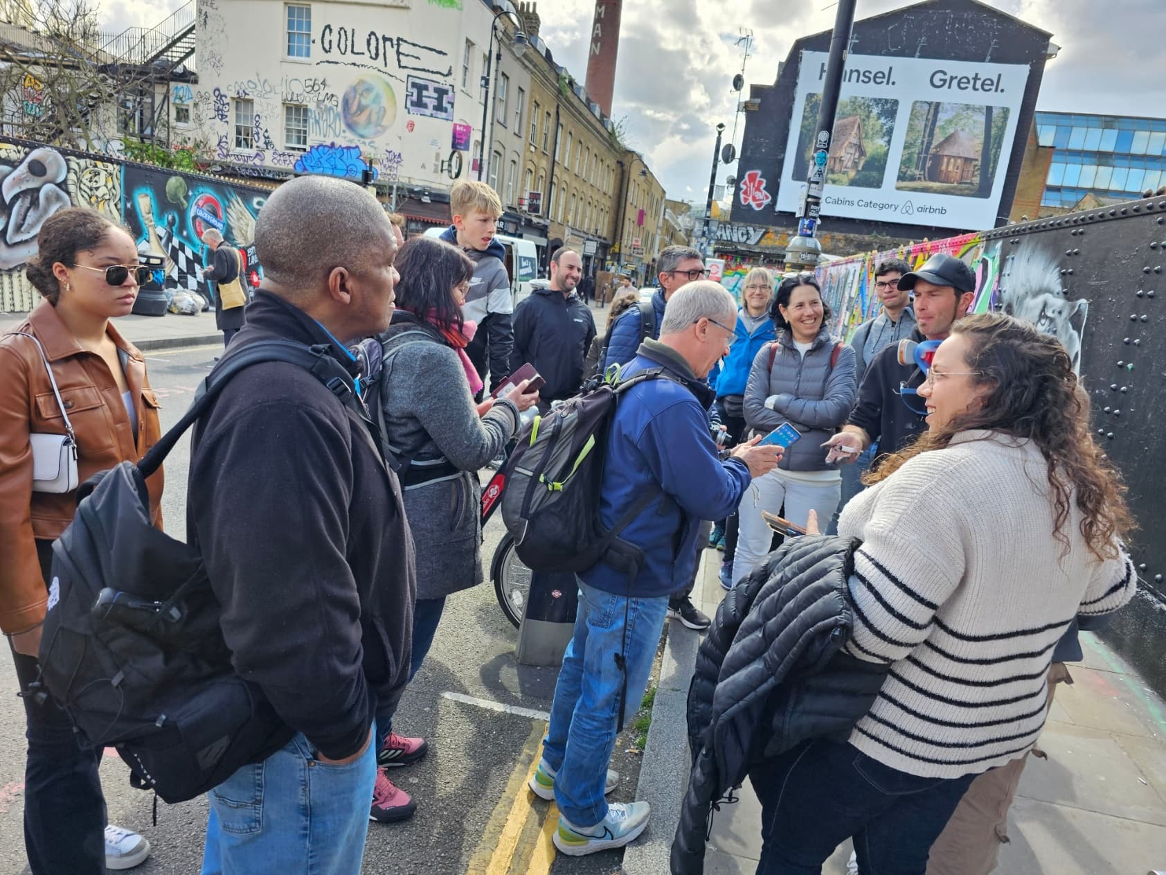 Brixton Graffiti Workshop and Street Art Tour: Create Your Tag in London photo 3