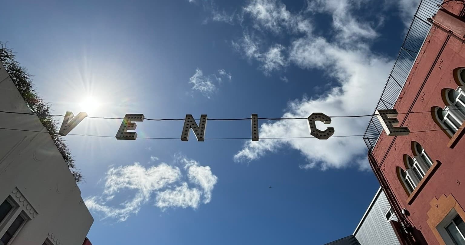 Guided Beach & Canal Tour in Venice, California