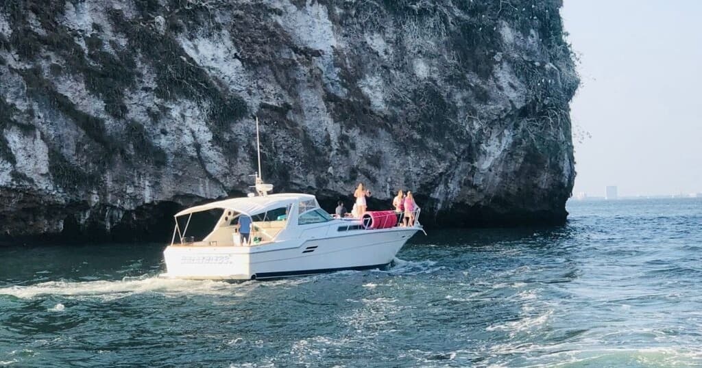 Vallarta Vip team