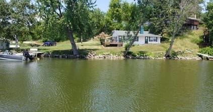 North Shore Vacation Home: Cozy Cabins on Roberds Lake in Faribault, MN
