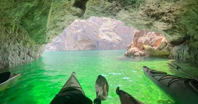 Nevada Kayak Tour with River Dogz in Las Vegas