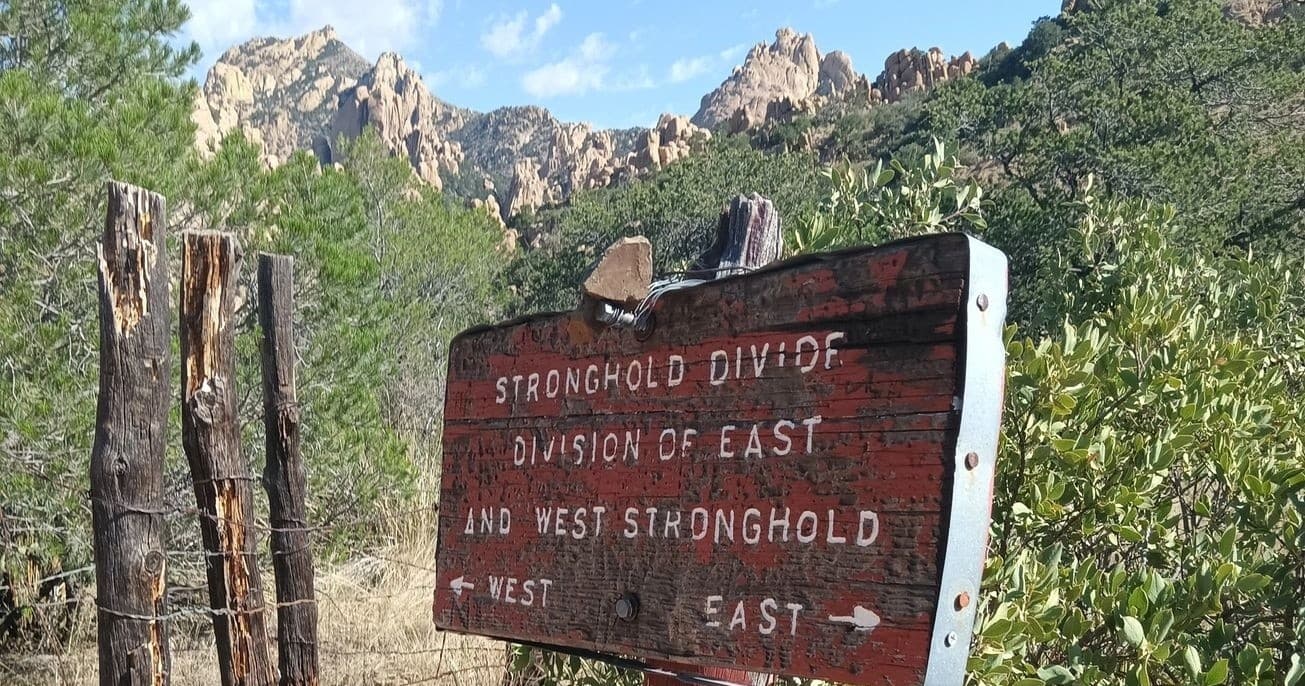 Explore Cochise Stronghold: Hiking the Pink Granite Wonders of the Dragoon Mountains