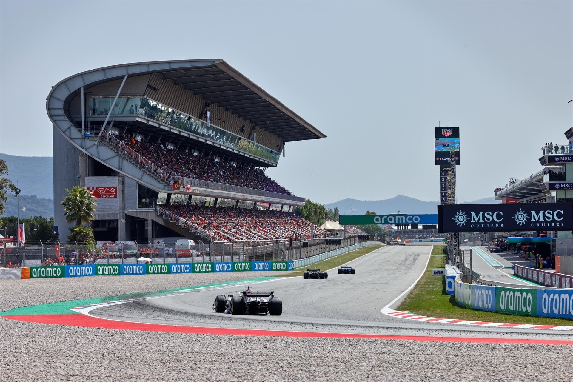 Private Transfers to Circuito de Barcelona by Barcelona Lands