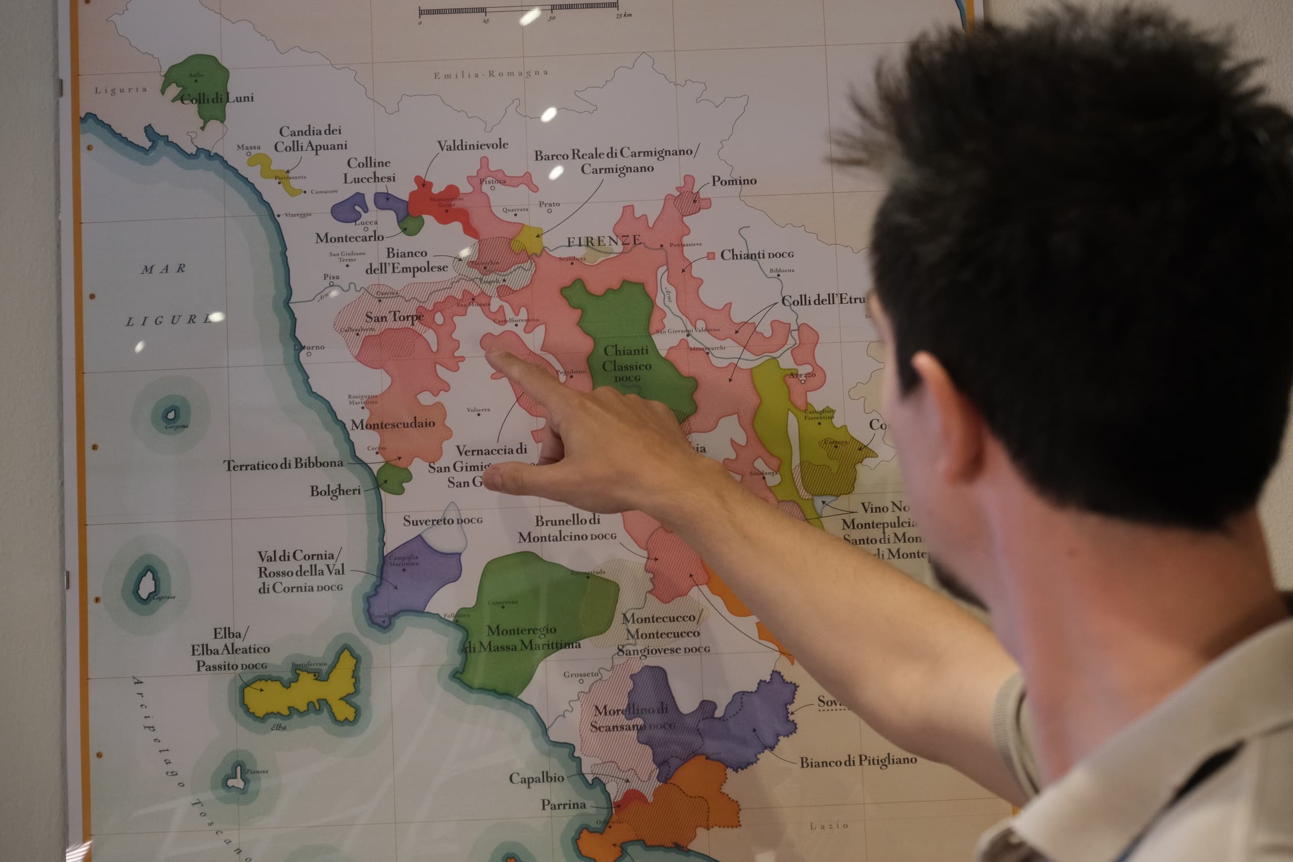 Discover Tuscany's Wine Heritage with the I Colori della Toscana Tasting Experience