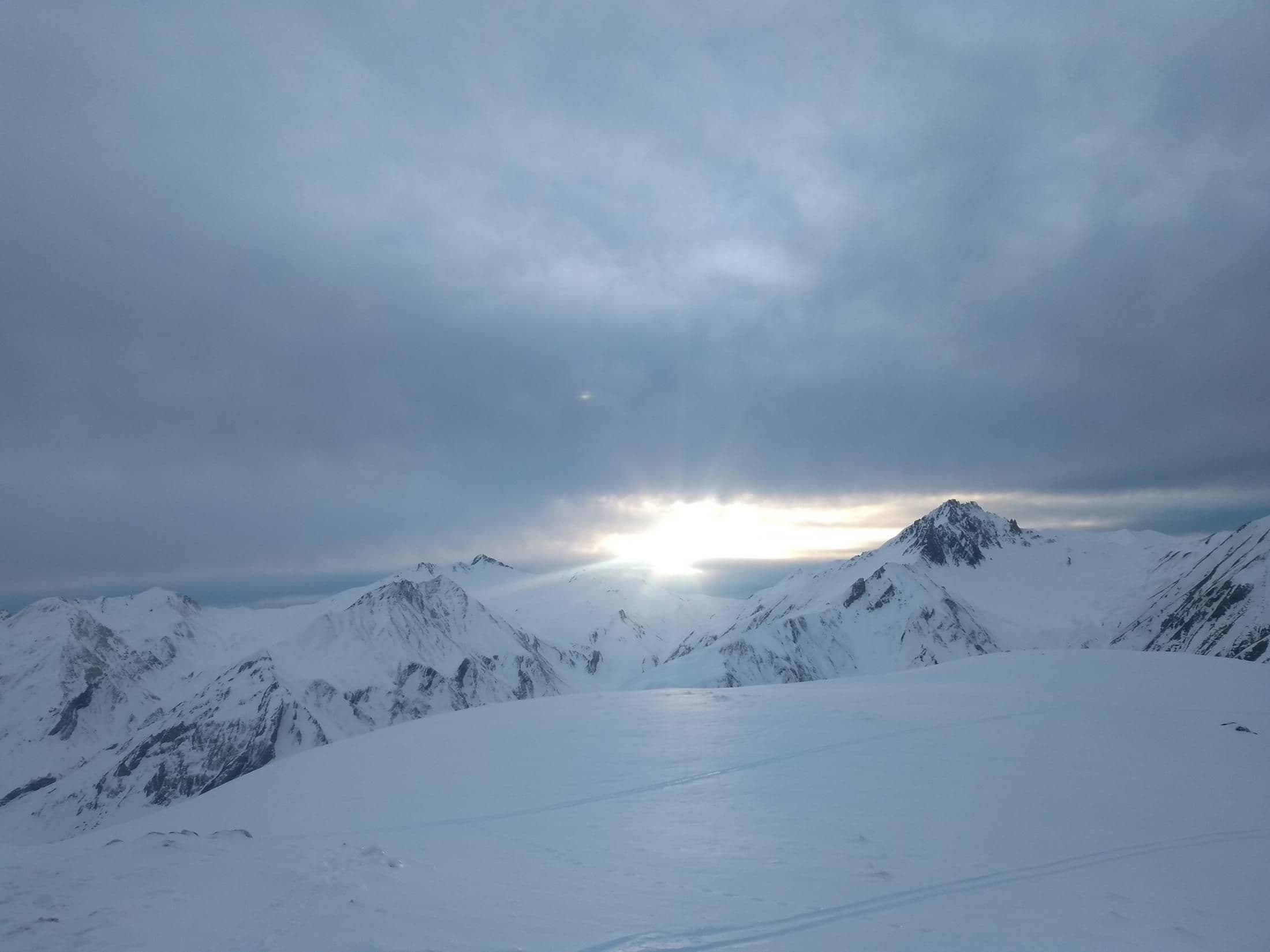 Ski & Fly: Half-Day Ski and Tandem Paragliding from Interlaken West photo 1
