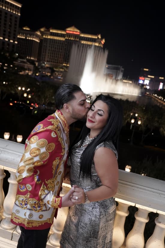 Las Vegas Proposal Photographer: Capture Your Moment on the Strip or Red Rock photo 2