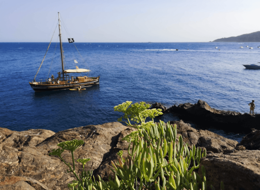 Water Activities at Costa Brava with Mar a la Vista