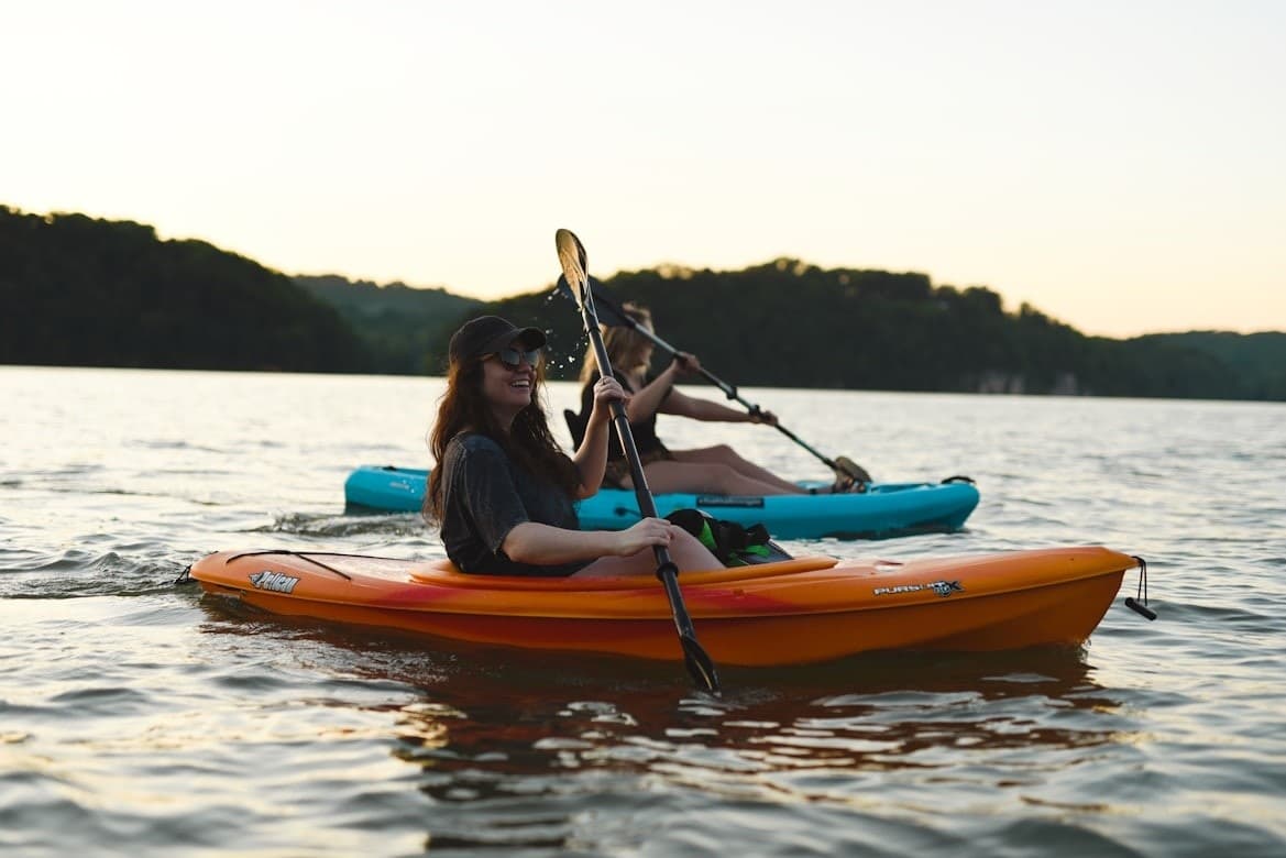 Paddle Ottawa: 2 Day Kayak & Canoe Rentals for Easy Waterway Exploration