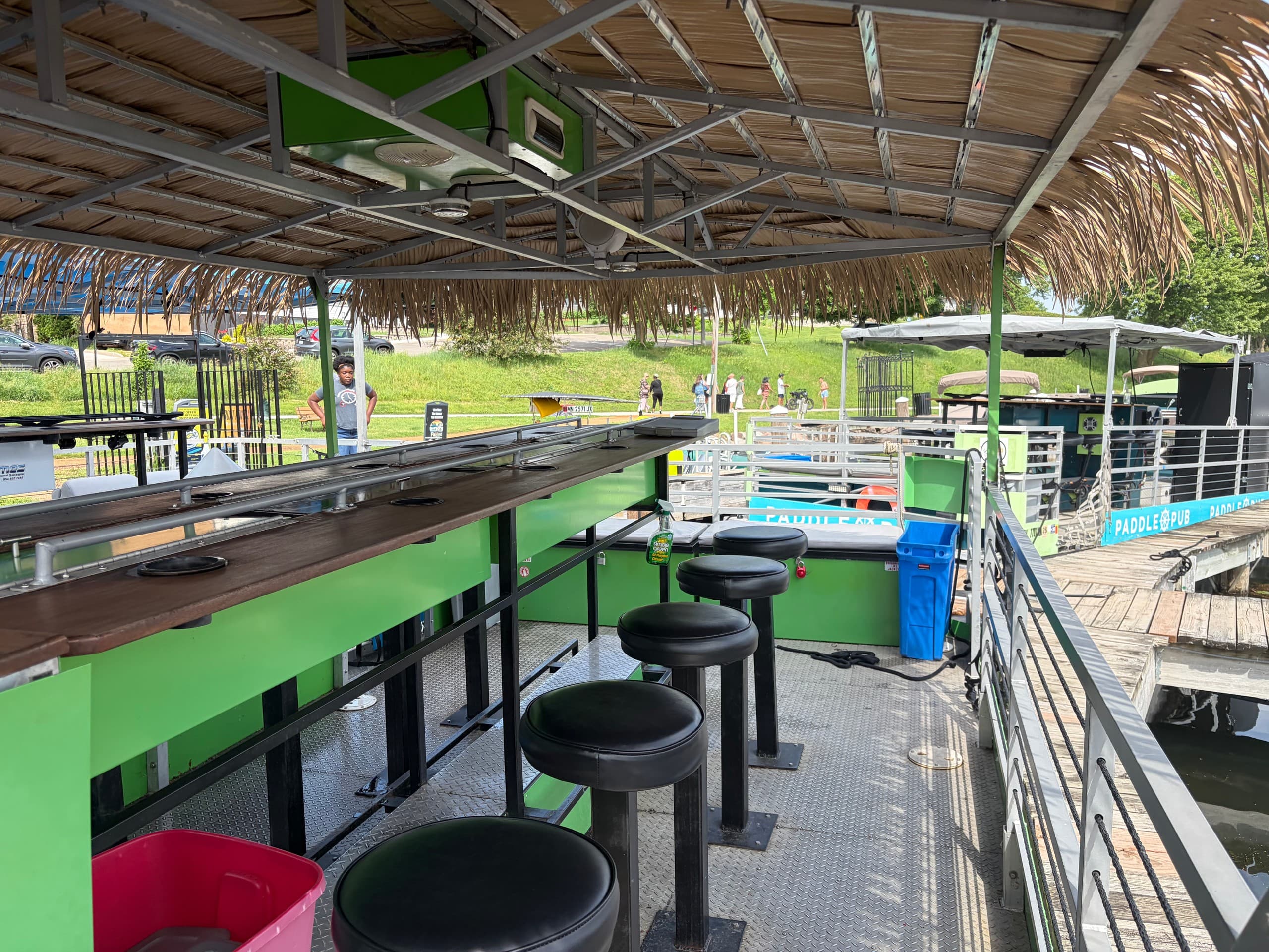 Small TikiTap Cruise on Lake Minnetonka: Two-Hour Pontoon Party from Excelsior photo 4